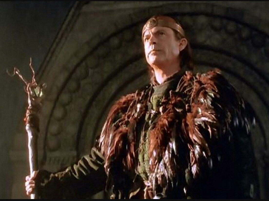 ArriSnowlynx's tweet photo. @TwoPaddocks Happy birthday to you,Sam! 🎂🍰🍾🍷Best Wishes!"Out My Lords...Out! And Close The Door Behind You!" https://t.co/YIyjPmhyJ7