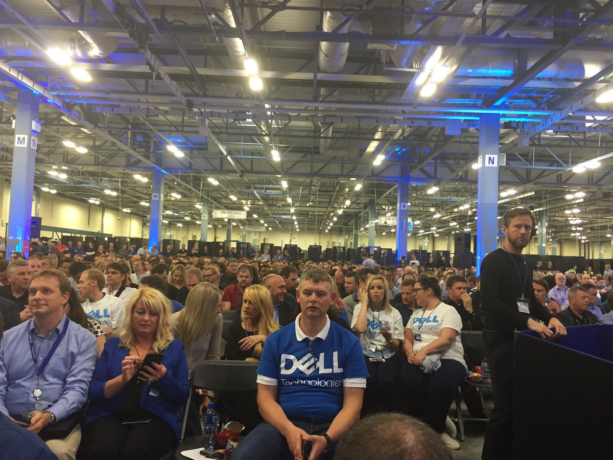 LouiseBuckleyI's tweet image. People = Power. Ready for kick off in Cork #EOS2GETHER #GoBigWinBig #DellTechnologies