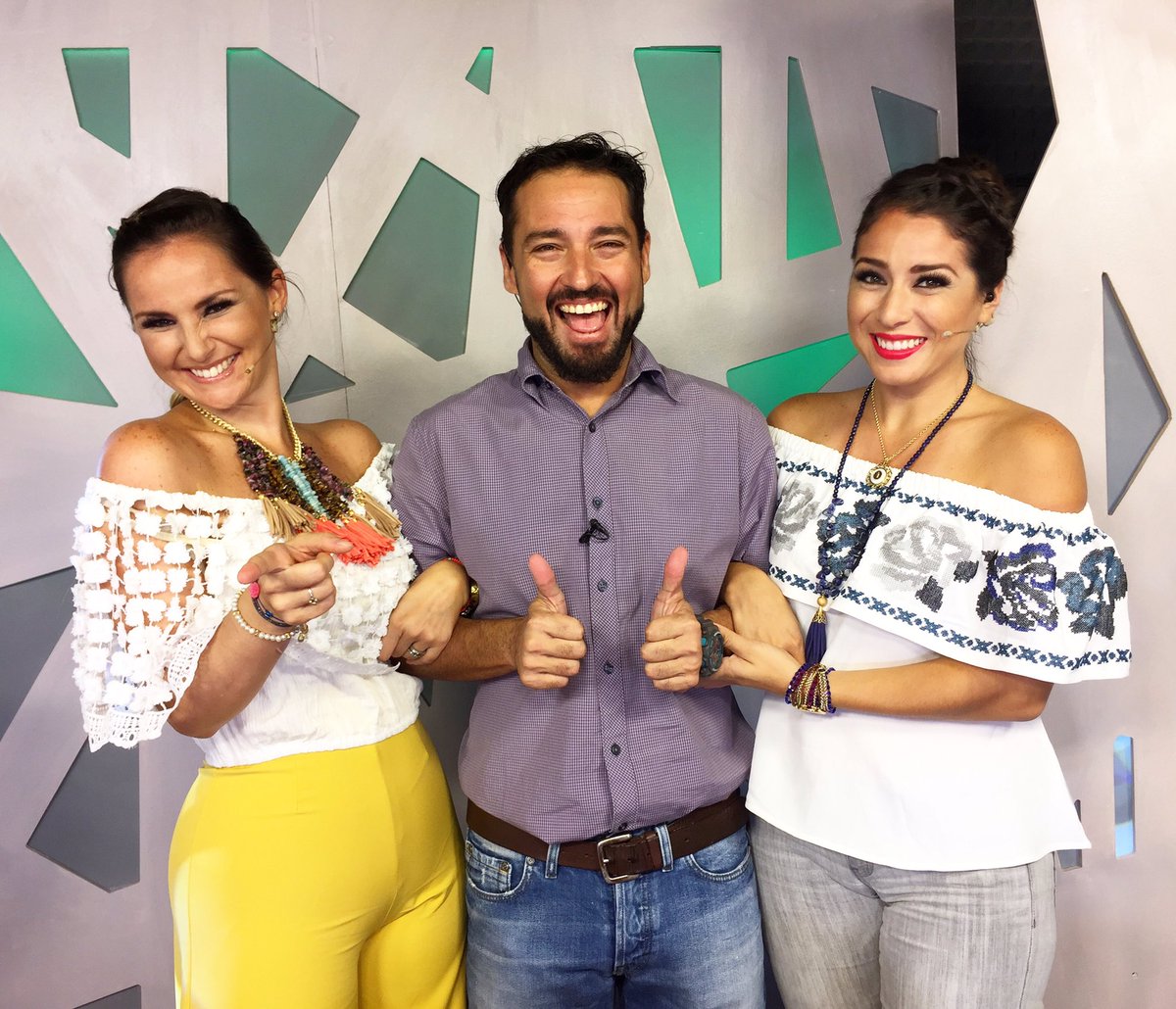 TVMASVeracruz's tweet photo. Es momento de hablar de #ComidaMexicana en @venavertvmas con @MaggieeRocha @georgecastro100 y @LaBueeno 10.30 hrs https://t.co/Uovs0GoV5r