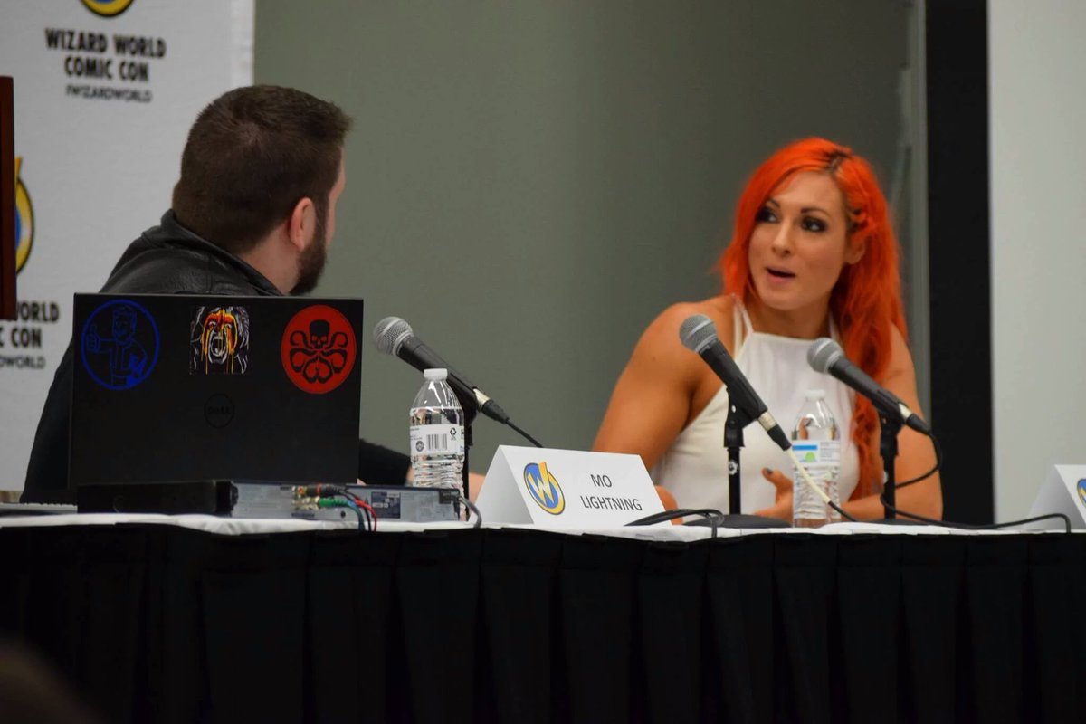 BeckyLSource's tweet photo. #WizardworldRichmond Q&A session candids are up thanks to @Direwolf5273! https://t.co/JUzVFA2WfR (@BeckyLynchWWE) https://t.co/Cr7K7wEygQ