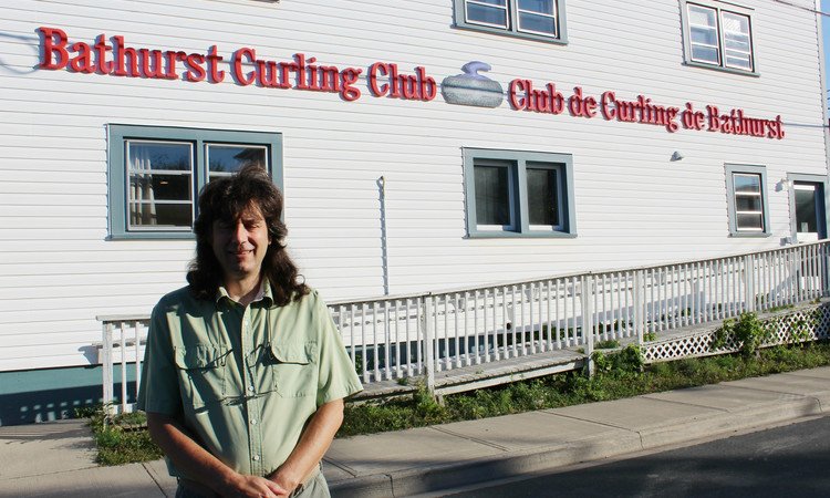 BathurstNL's tweet photo. The Bathurst Curling Club would like to see these two projects happen at their facility https://t.co/X7HAcEbq2x https://t.co/zds4Bl6gcS