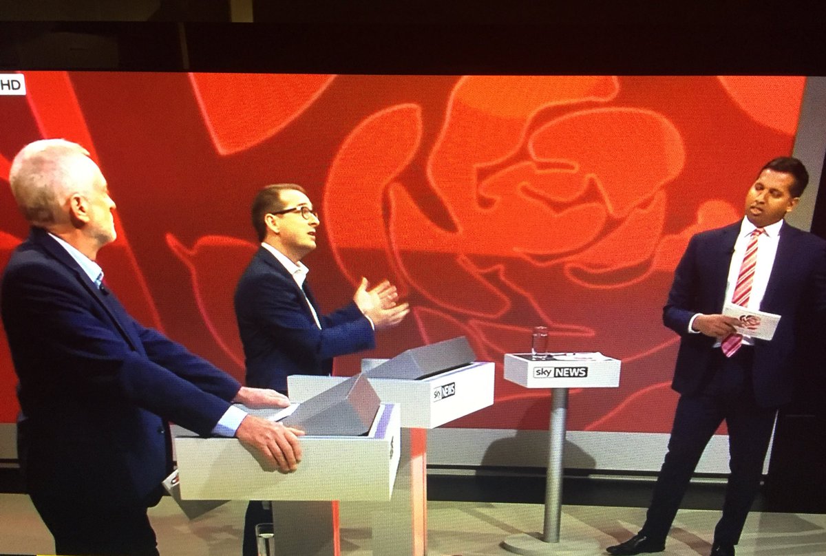 rokhsanafiaz's tweet image. Even more so after that @SkyNews #BattleForLabour performance, I definately won't be voting for #OwenSmith.