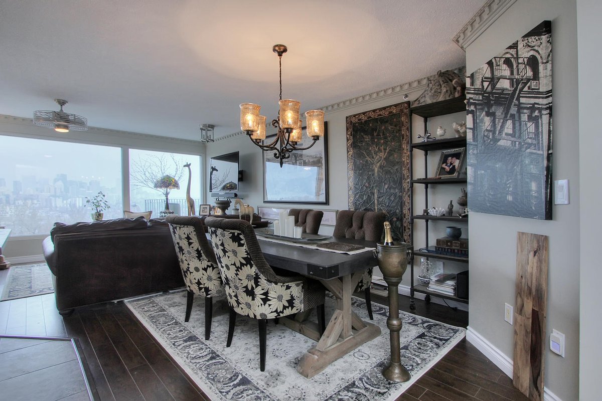 RyanDutka_'s tweet photo. check out our listing #houseforsale #dutkateam @REMAXRiverCity @DutkaREMAX @yeghoods @yeg @IceDistrict https://t.co/mzh6B05Zsf