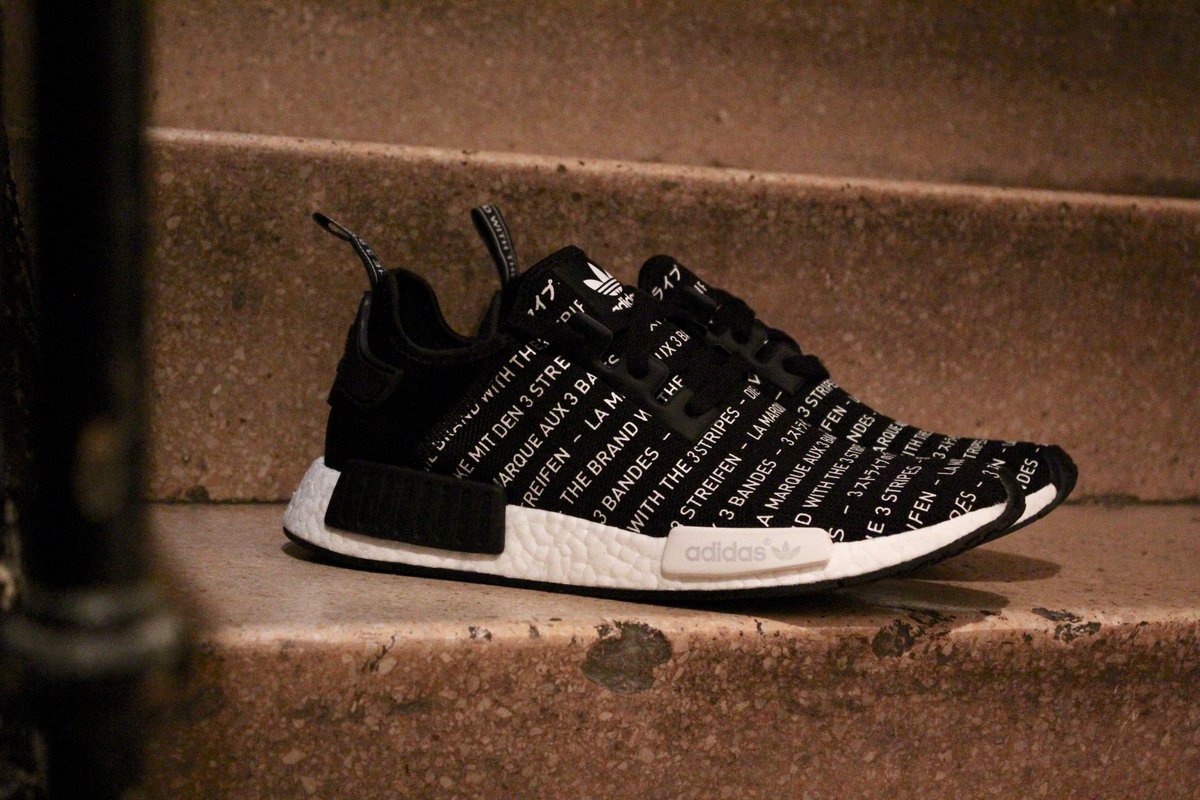 adidas originals nmd r1 blackout