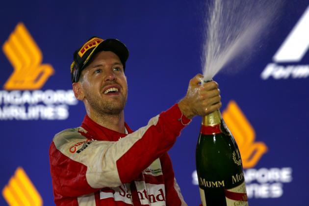 TalkRacingMedia's tweet photo. Swealtering Singapore! #SingaporeGP #F1 @F1NightRace https://t.co/jarg0YtWzz https://t.co/BUAjaUo18f