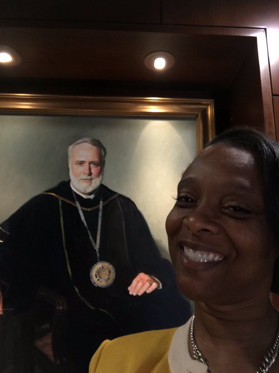 pinktopia4's tweet photo. On Georgia Tech's Campus, just found Dr. Clough kinda. Can't wait to meet him in person! #GTGrad #Fromcoffeecounty https://t.co/9LLLEFR2gC