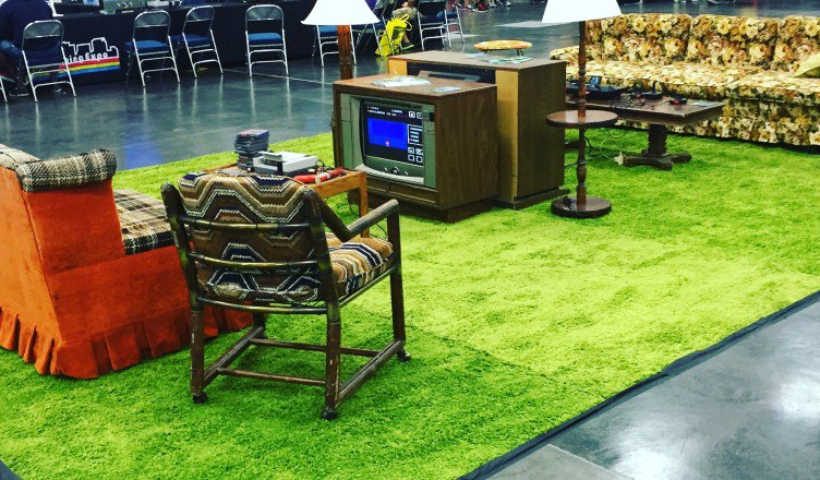 thegeekembassy's tweet photo. Missed our @instagram coverage of #RCCC2016? Check out our photo compilation! https://t.co/wOu2gHd15Y #cosplay https://t.co/sy09x6gmej