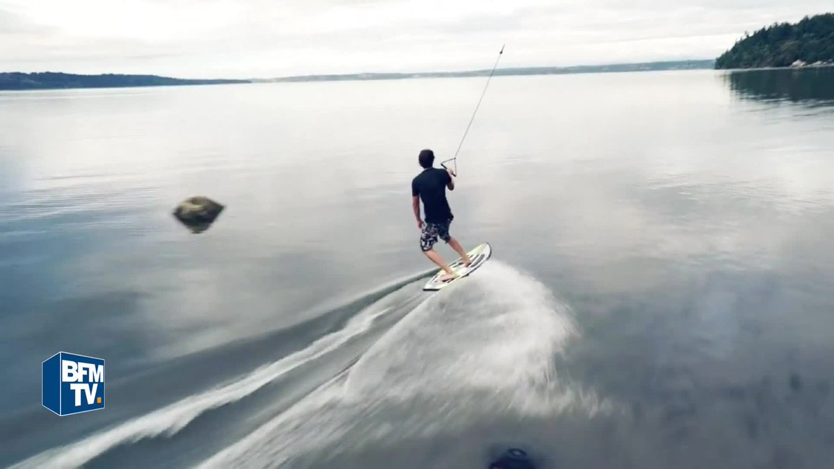 VIDEO - Etonnant et efficace, il tracte sa planche de surf avec un drone bfmtv.com/mediaplayer/vi…