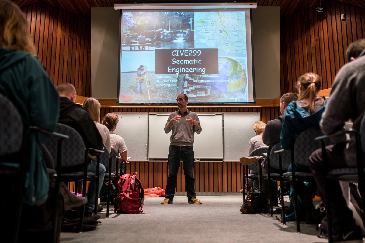 2nd year, lest's start with Tom and Geomatic!