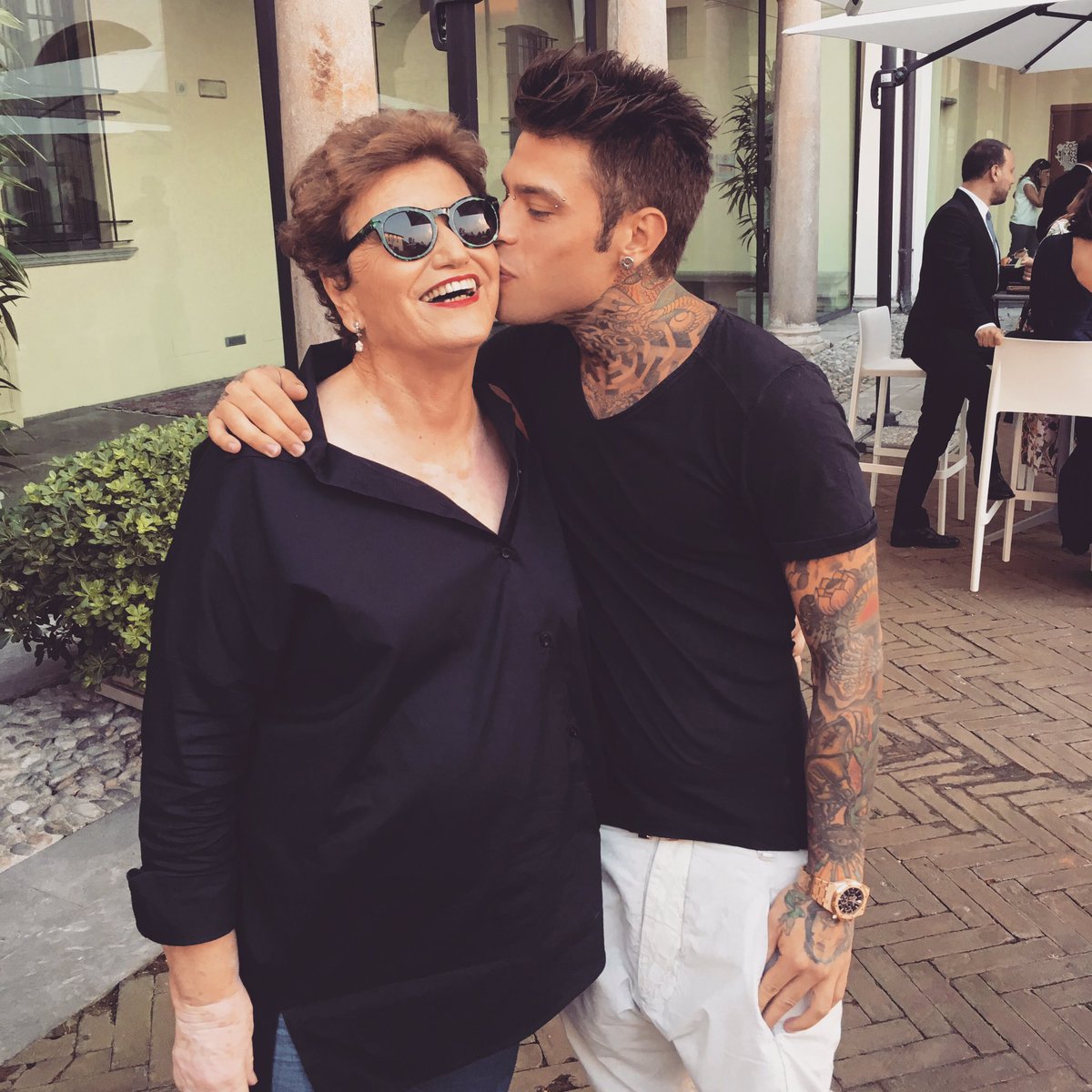 Fedez's tweet image. 😘 @maramaionchi