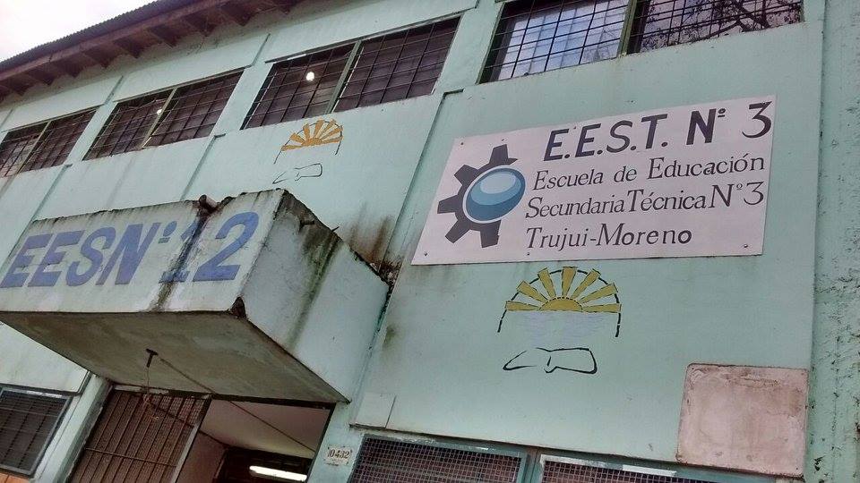 MunicipMoreno's tweet photo. El Municipio continúa equipando las instituciones escolares de Moreno. https://t.co/hNKukVWzlh https://t.co/N3q52yd7n9