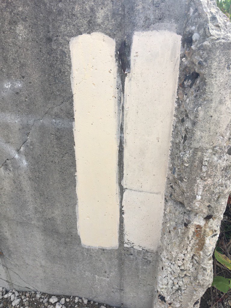 PhenixBrix's tweet photo. The glamorous world of sampling and mock-ups! #brickstaining #phenixbrick #watchingpaintdry #notpaintbutstain https://t.co/D4dEq5Vwkg