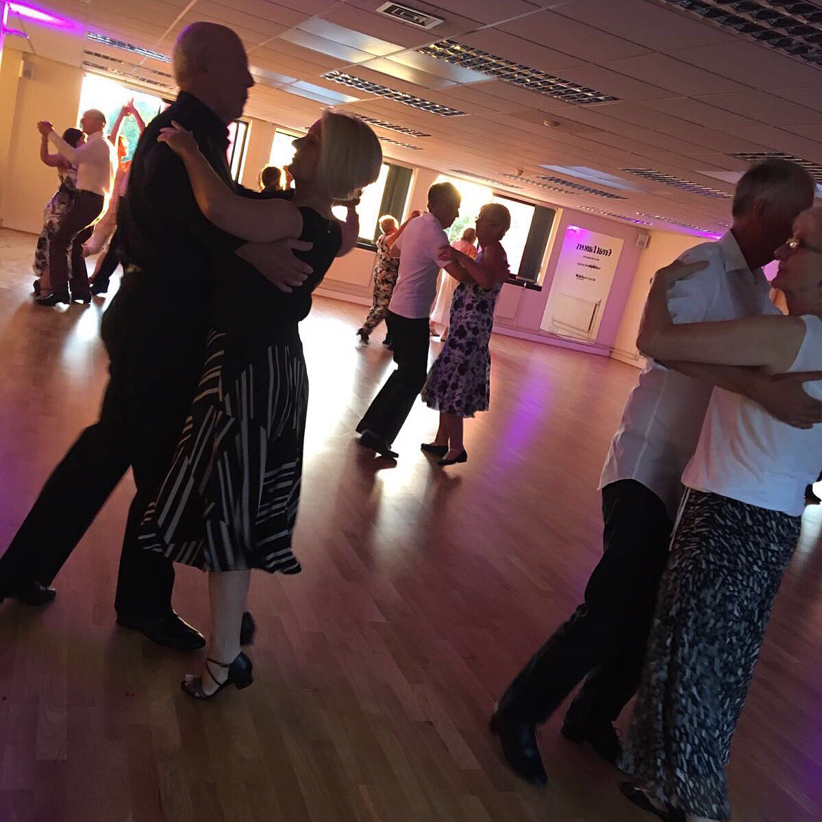 Caught the Strictly bug?💃🏻 Come along to our Adults Beginners Class 7-8pm EVERY Wednesday!