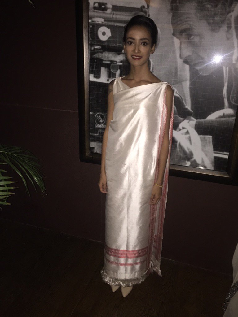 ShekharGupta's tweet photo. Actor @AndreaTariang is a brilliant brand ambassador for Shillong, Meghalaya &amp; its women's dress jansem @TheFilmPink https://t.co/amVSyt0BNU