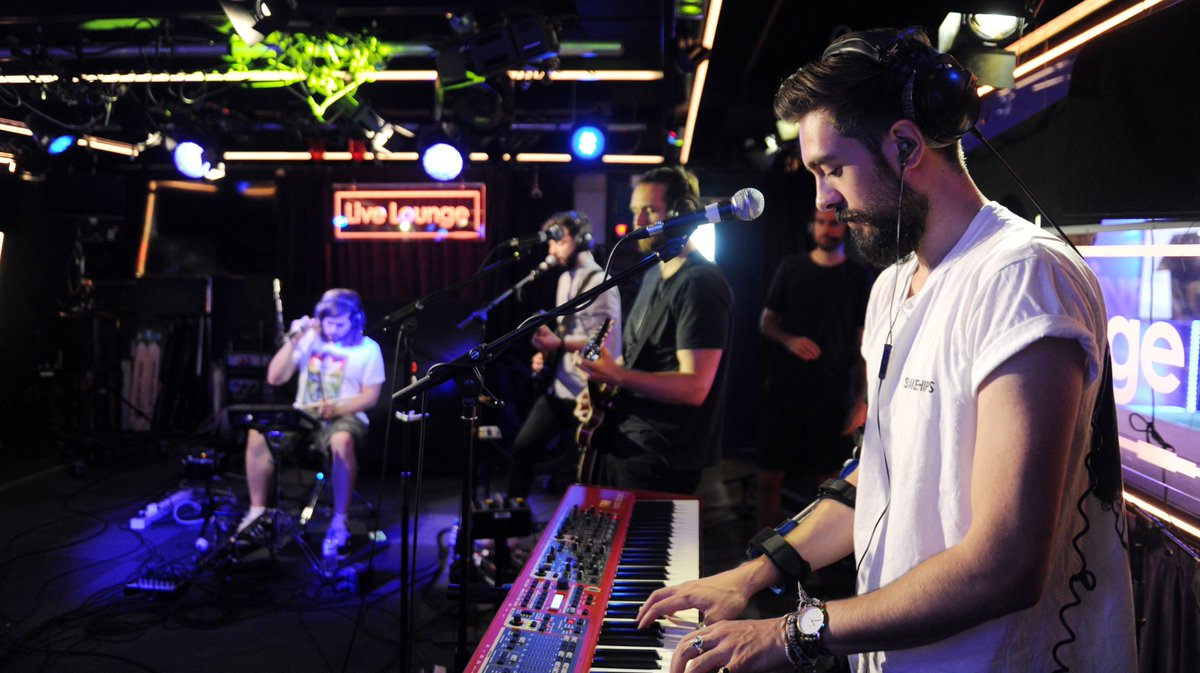 BBCR1's tweet photo. ✨🎶 Won't you exorcise my mind 🎶✨
WATCH @bastilledan's incredible Live Lounge set here 👉 https://t.co/wIYcHMzOVN https://t.co/9b5ZRU0G8t