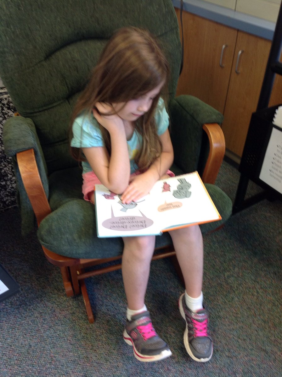 mrssitesWC's tweet photo. Rocking it at independent reading time!
#sites superstars https://t.co/FVCYu3M95z