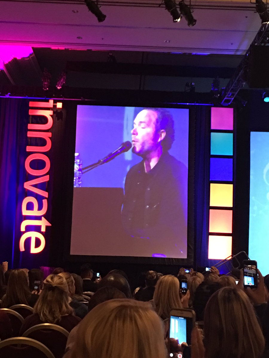 dfiske's tweet photo. Storytelling, listening and shifting thought with @johnondrasik #ISPA2016 @ISPAConference https://t.co/TW1gD6X9Uo