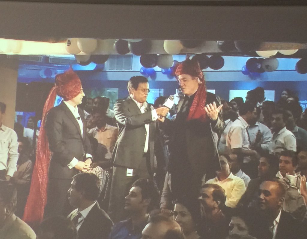 pkg99's tweet photo. #GoBigWinBig @DellEMC @DavidWebster01 @AmitAtDell great show team APJ in loving  Indian way @88_dmitri @ctheisinger https://t.co/B3VwlCB6yb