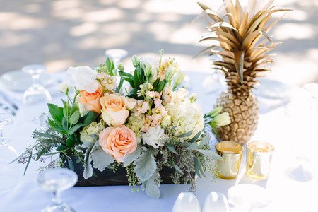 Turn your centerpiece dreams into a reality with #Wedding Centerpiece 101: ow.ly/FoPK304bhqe {<a href="/MeganClouse/">Megan Clouse</a>}