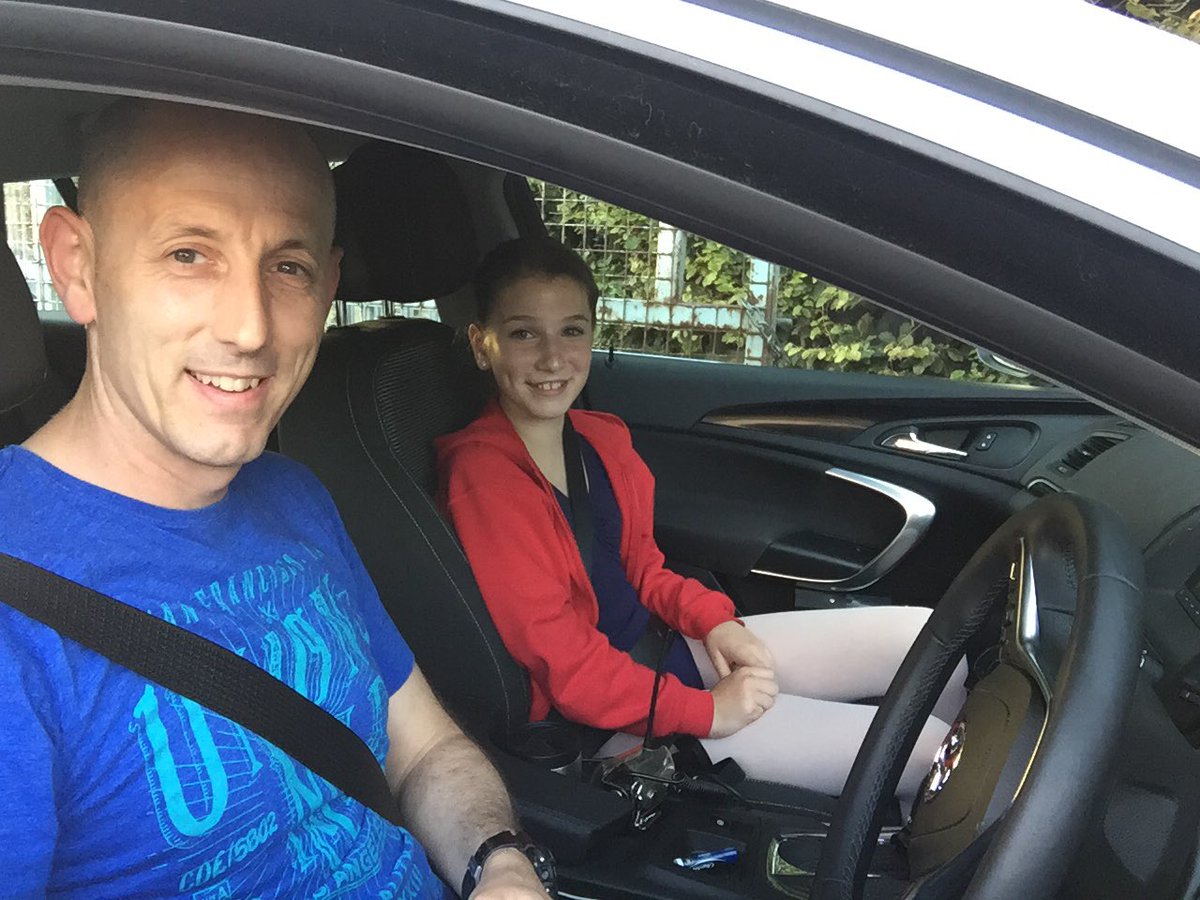 jasavery's tweet image. No matter how short the journey seatbelts on before you leave. The sun's low tonight so take care folks #clunkclick