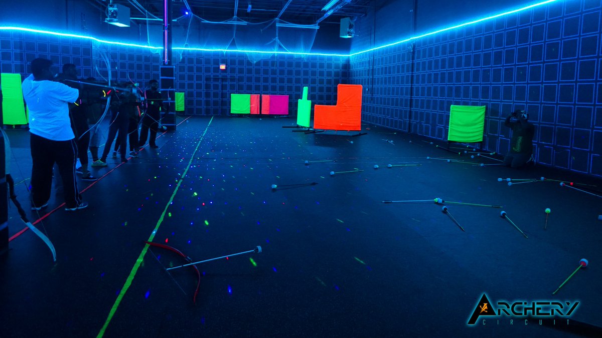 ArcheryCircuit's tweet photo. Want to have fun? Join us on weekdays Mon-Thurs $15 for an hour, you don't want to miss the blacklights! #archerytag https://t.co/zvqUasrBkh