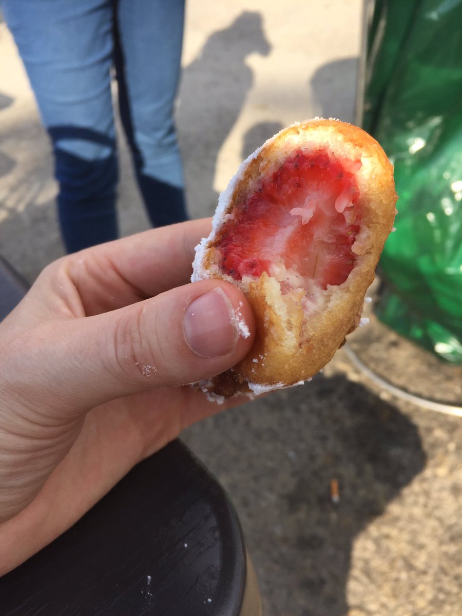 mackensy's tweet photo. From the @BiltmoreEstate to the NC Mountain State Fair today. Fried strawberries! #ncmsf #mountainfair #avleat https://t.co/HmlQHXxvT4