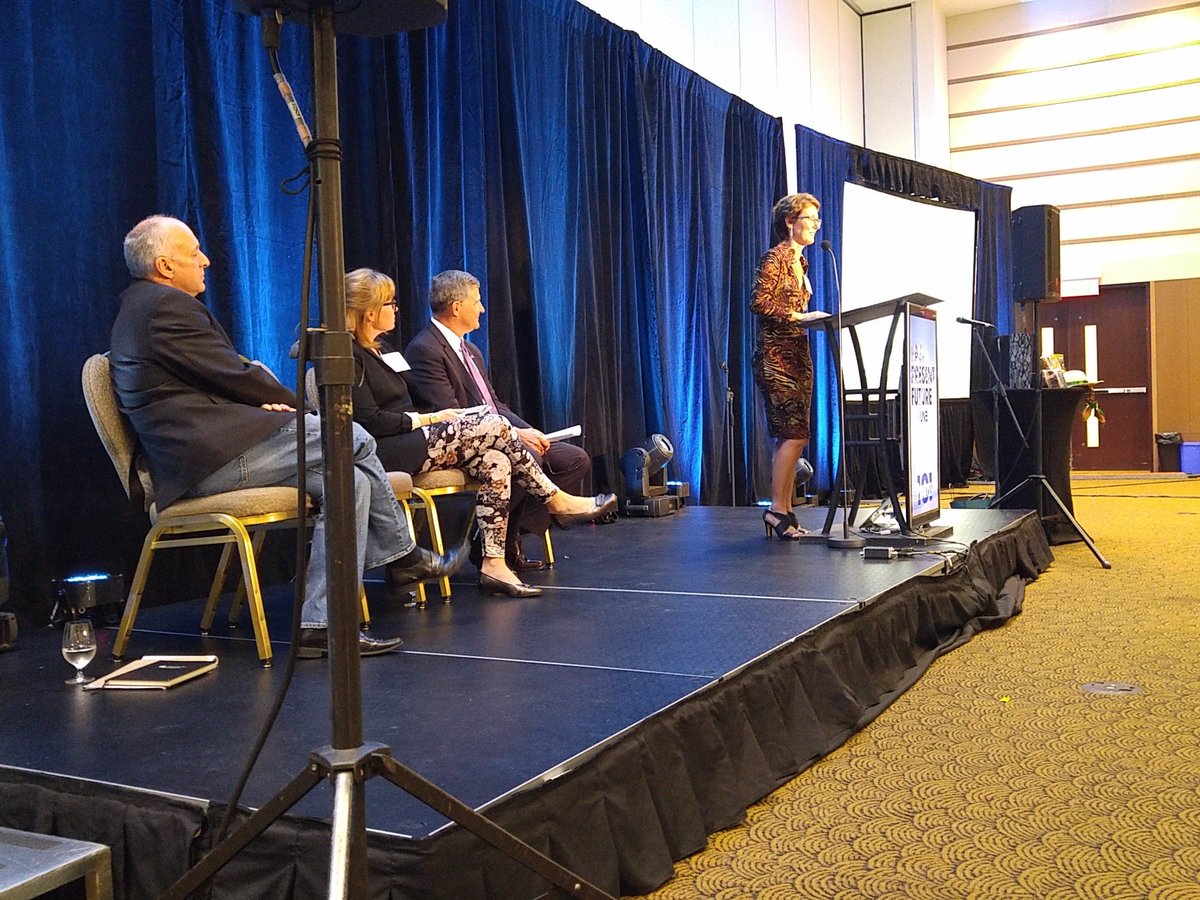 ProgressMedia's tweet image. Our final panel w/ Ann Worth of @MeetInPEI, Cathy Simpson of @nb_innovation &amp;amp; Larry Shaw of @IgniteFredNB