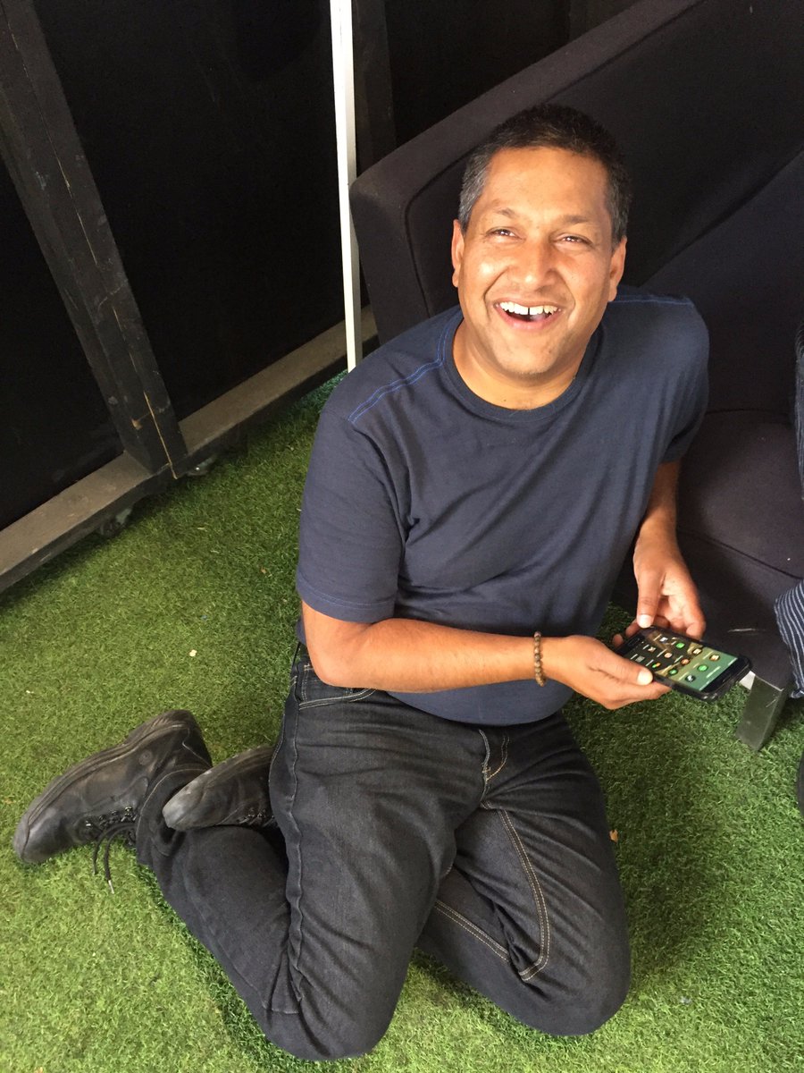 Our @Gfoodlounge owner went batshit-crazy and decided that all the trucks should be in a line. Come eat &amp; laugh!