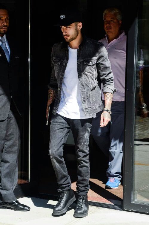 zquadPRofficial's tweet photo. Zayn hoy 14/sept./16 en Nueva York https://t.co/B5G9y87bW7
