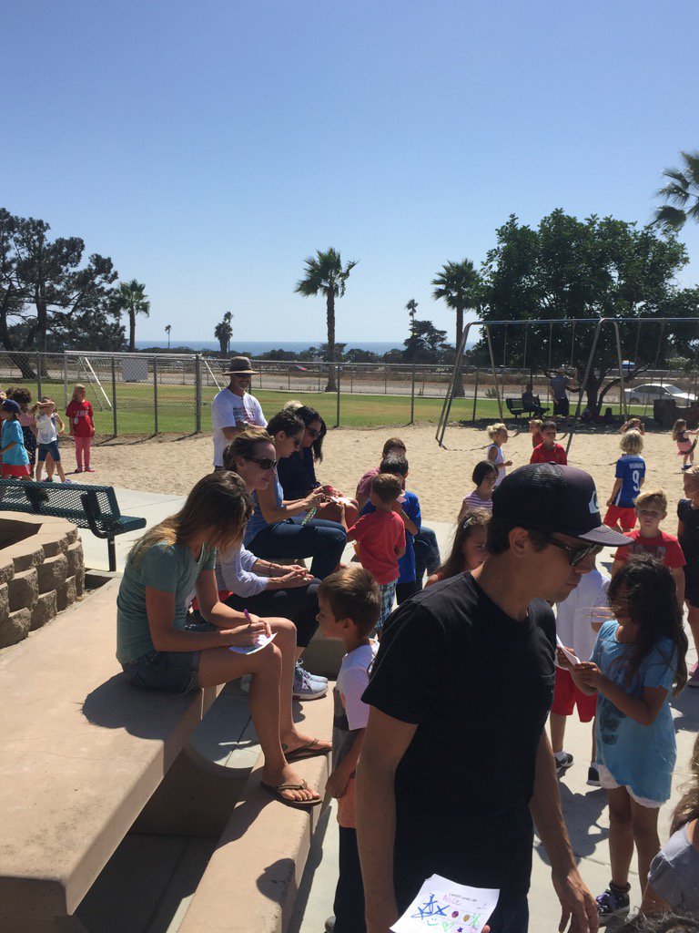 CardiffKids's tweet photo. We love parents joining us for Cardio Club!1st-3rd grade on Tuesdays at 8:30 and Fridays at 1:50. K on Fri. at 9:30. https://t.co/EZV2PQ62xZ