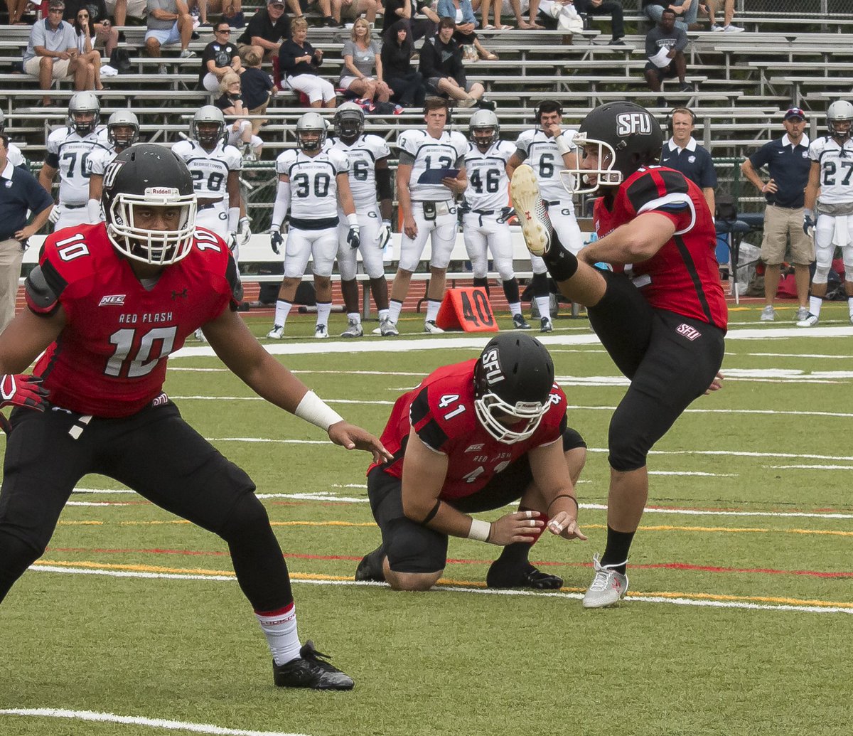 CraigHaley's tweet photo. Great #FCS kicker battle going on in @NECFootball at @DuqFB @SFUathletics https://t.co/kVWSRJLV8b https://t.co/eLfzlwv3pY