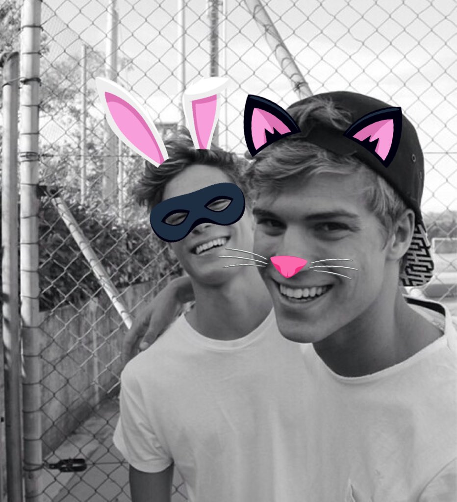 Fuck_NewMagcon's tweet image. I have a stupid history test tomorrow.. #fml