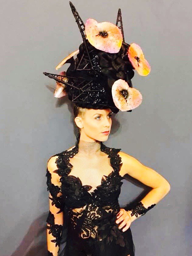 chachaBERMOND's tweet photo. Model for #MCBbyBS pour #raphaelperrier hairdressers: @fannytetedoux @rinaldicotteverte #paris #model #coiffure https://t.co/e4wOdXPICc