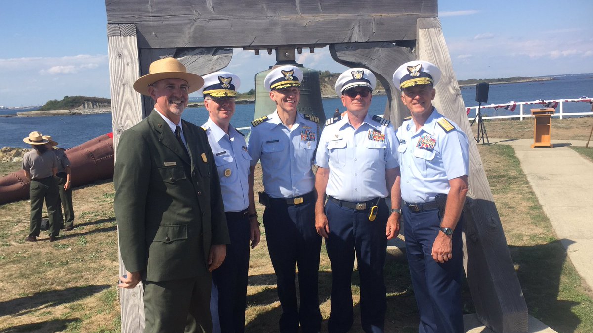 YourIslandPark's tweet photo. Special thanks to our partners at the @USCG for 300 years of service at Boston Light. #AmericasFirstLighthouse https://t.co/cJzONg1HRl