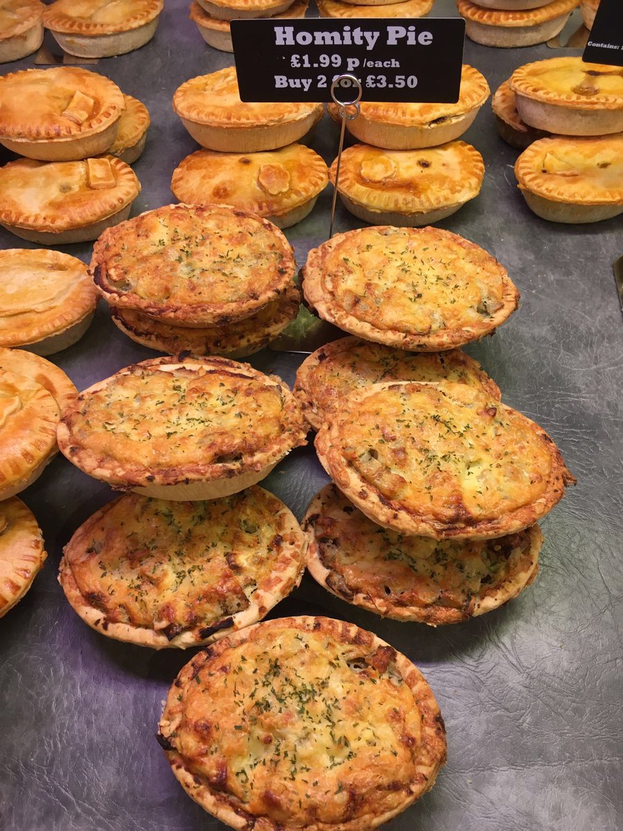 LloydMaunder's tweet photo. We have delicious #Pies in our #Tiverton deli! #Homity or #DuckAndOrange or maybe both for just ยฃ3.50! #DevonHour https://t.co/tLvkDLHcgS