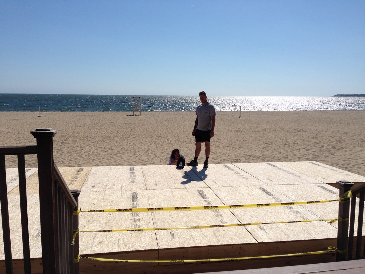 BALandTrust's tweet image. Building the stage for the fantastic bands performing this weekend @YellowdogFest! Buy or donate your tickets now!