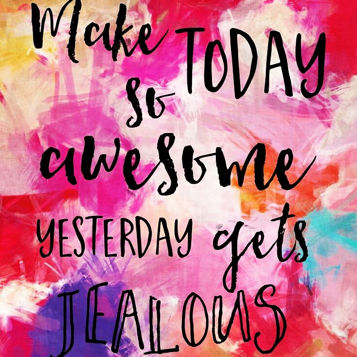 WKfreelancing's tweet photo. #freelancinglifestyle #virtualassistant #delegatingtasks #socialmediamanagement 💻✏📇📎📚 https://t.co/8visA3kHhc