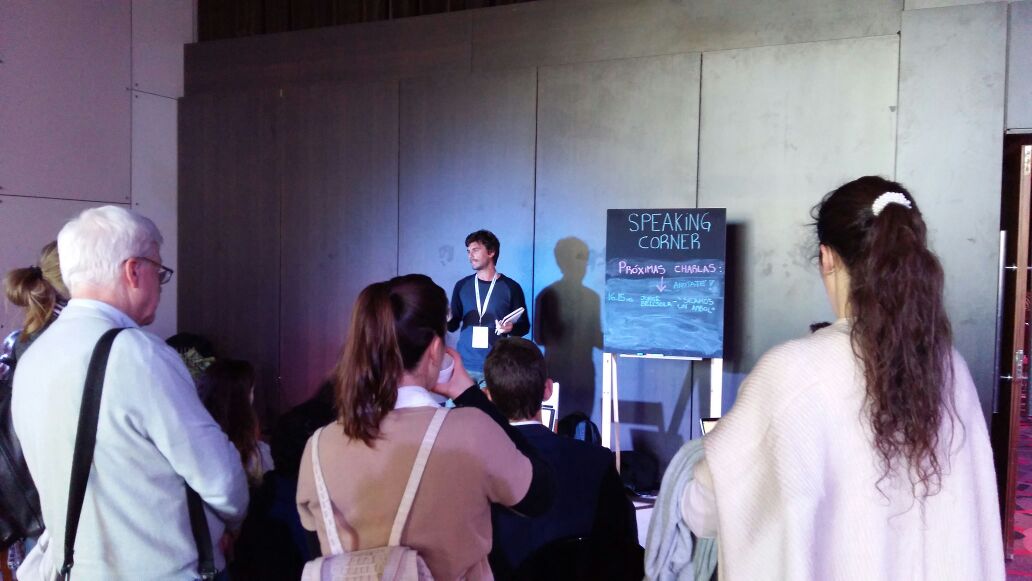 SustainBrandsBA's tweet photo. Ahora en el #SpeakingCorner, Jorge Bellosa de "Seamos un árbol" en #SB16ba https://t.co/89kluupfpE