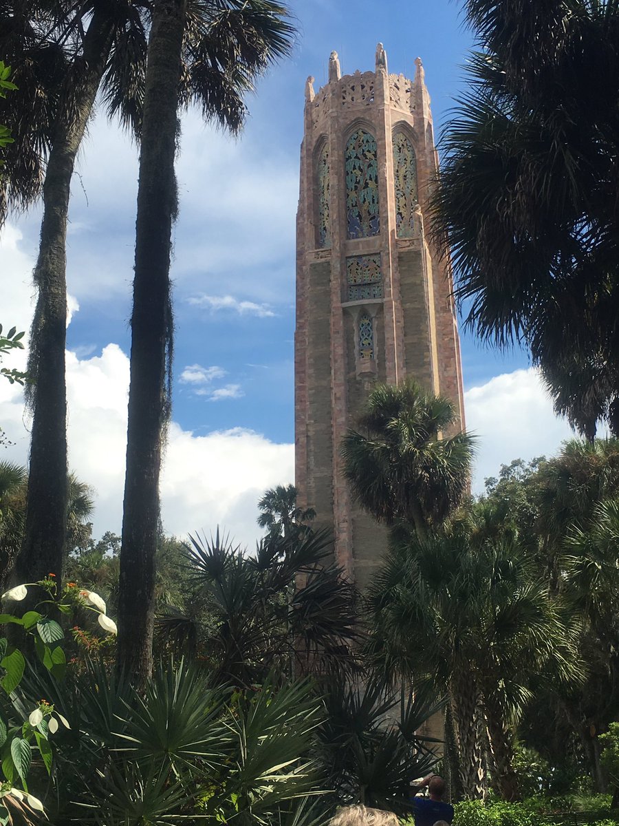 SeaWorldMommy's tweet photo. The smallest bell is 16 lbs, largest 12.5 tons! #carrilon @BokTower #HelloToHollow https://t.co/rla119qKr2