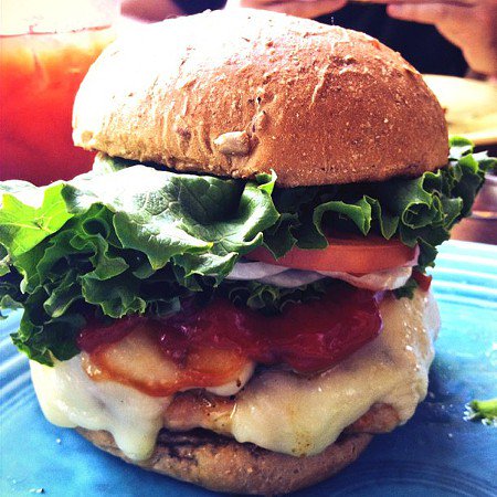 14 Places to Get Some of the Best Burgers in Greater Cleveland
photos.clevescene.com/14-places-get-…