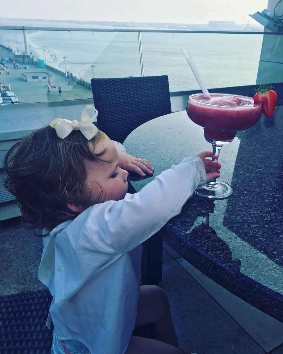 MegFlynn1's tweet photo. 🍸 https://t.co/YWTVAkowbm
