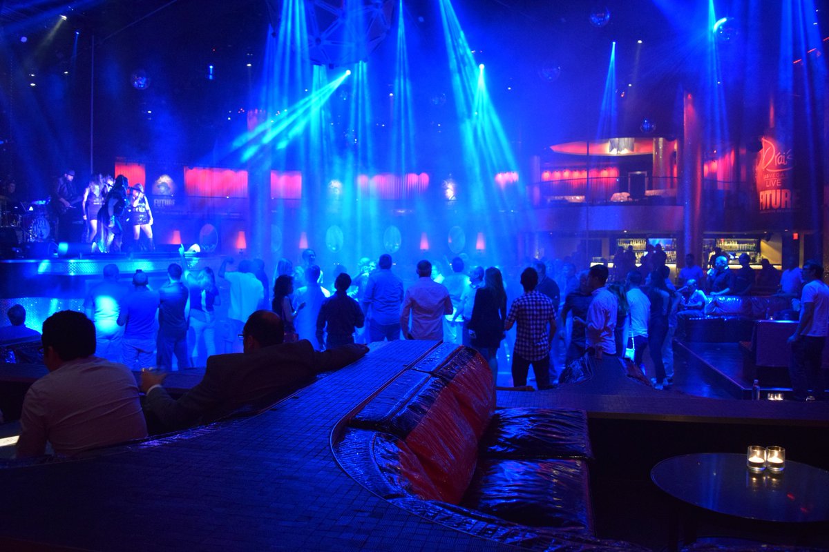 AndrewMissing's tweet photo. Relaxing at Drai's after a busy first day at #SReXperts and #AONTechSummit https://t.co/DTMu7DstT1