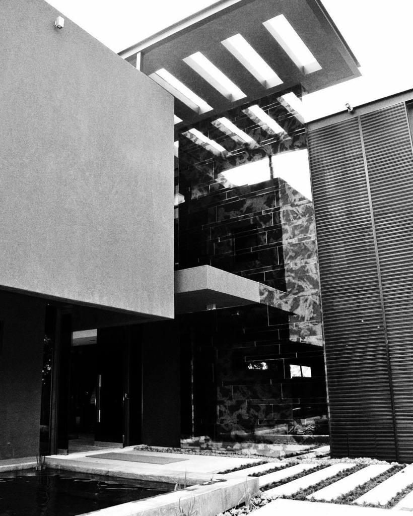 BasePropGroup's tweet photo. HYDE PARK PROJECT #architecturelovers #moderncontemporary #paulsmith #archdaily #architecture_hunter #archdesigns #… https://t.co/Z2avM50MYs