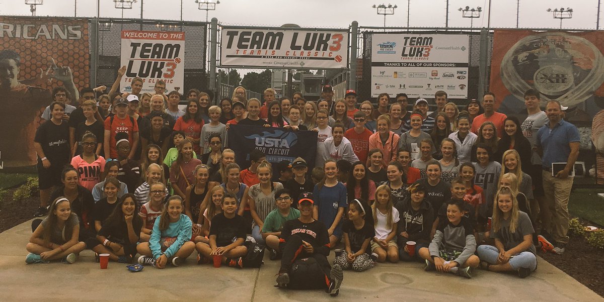 teamluketennis's tweet photo. What a crowd today! Thank you Lubbock Cooper ISD Tennis for coming out! More great tennis through this evening! https://t.co/BH8jfXySLZ