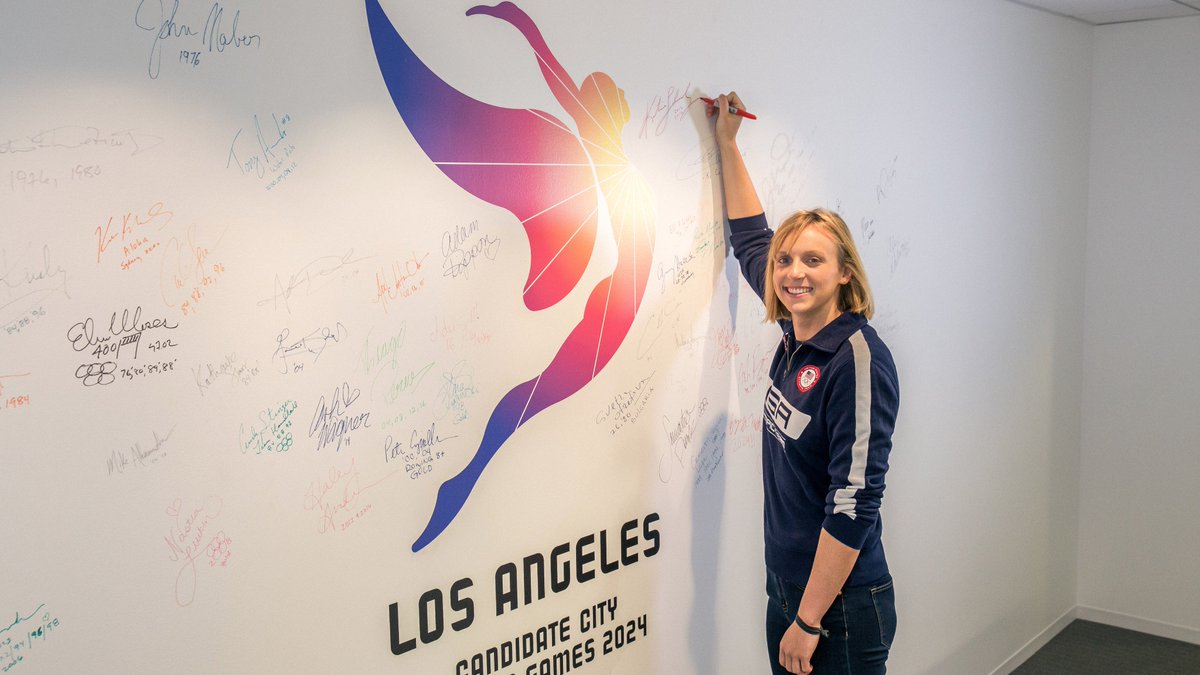 Conquer Rio ✅
Visit #LA2024 ✅
Next up? College📚
Thanks to Athletes' Commission member <a href="/katieledecky/">Katie Ledecky</a> for stopping by!