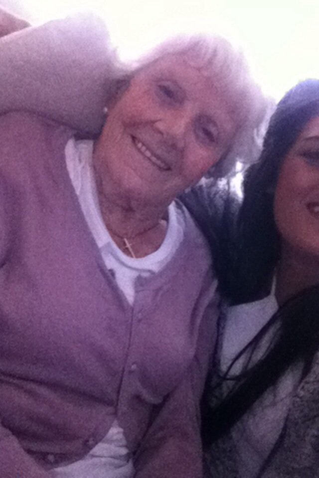 MelCoughlan's tweet photo. Love love loveee this amazing lady 👭💕💋  #NanaNancy #TheBest #home #Dublin https://t.co/b3sGOvWuNV