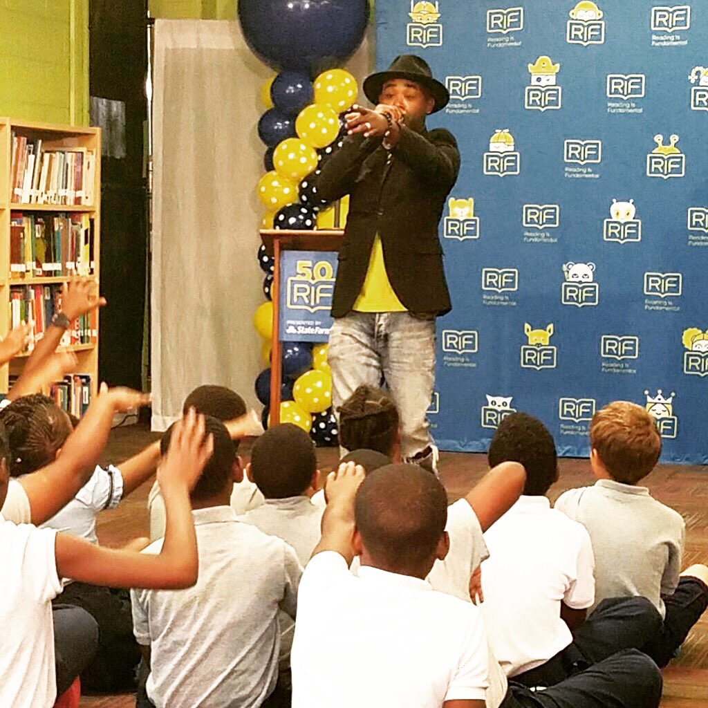 traychaney's tweet photo. Hosting #readingisfundamental📚 #RIF50 50 year celebration was awesome! More pics to come! GOODNIGHT https://t.co/9WLVTu9dep