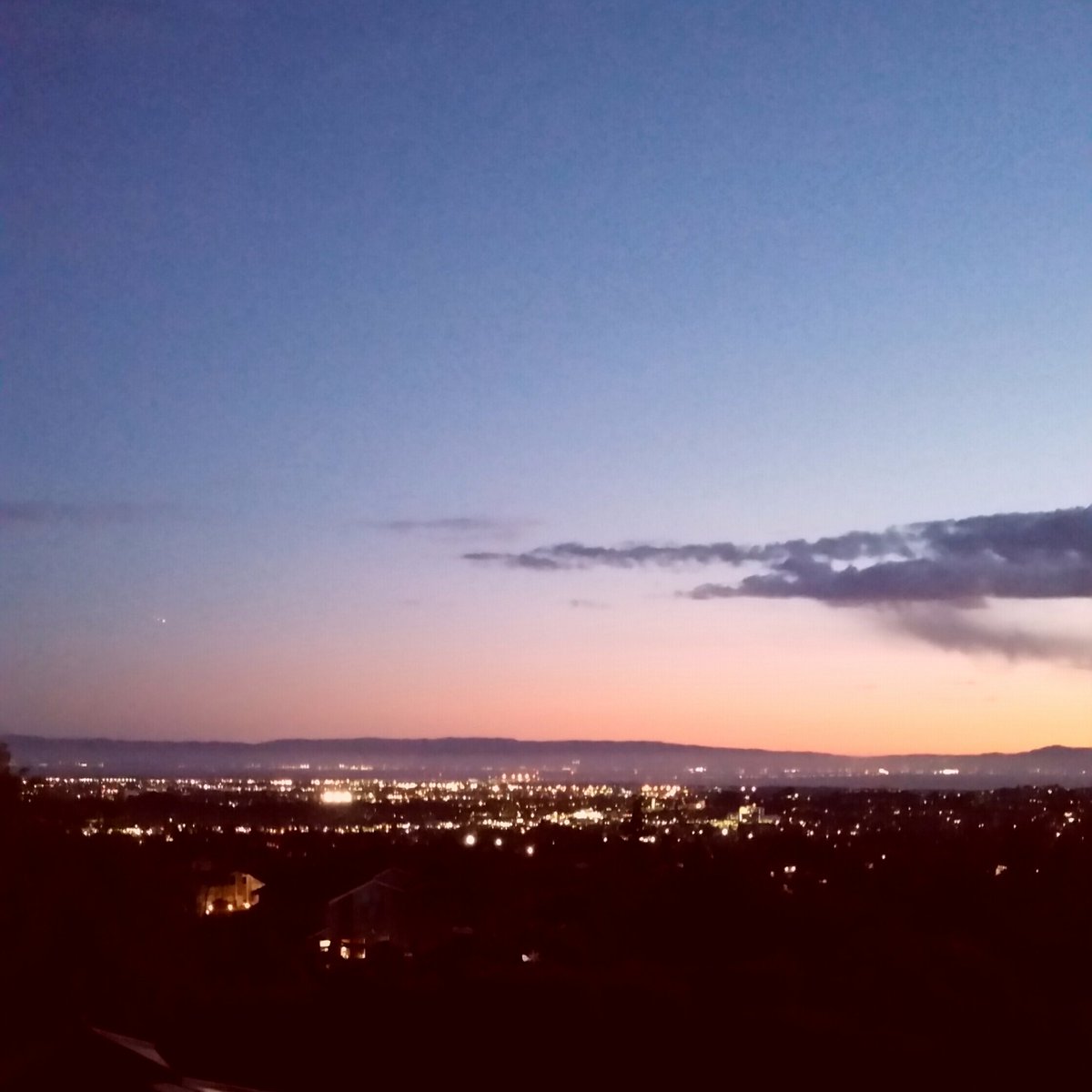 lorilouie55's tweet photo. California Cool
#RuschaWithWords https://t.co/kFrYDy5Beq