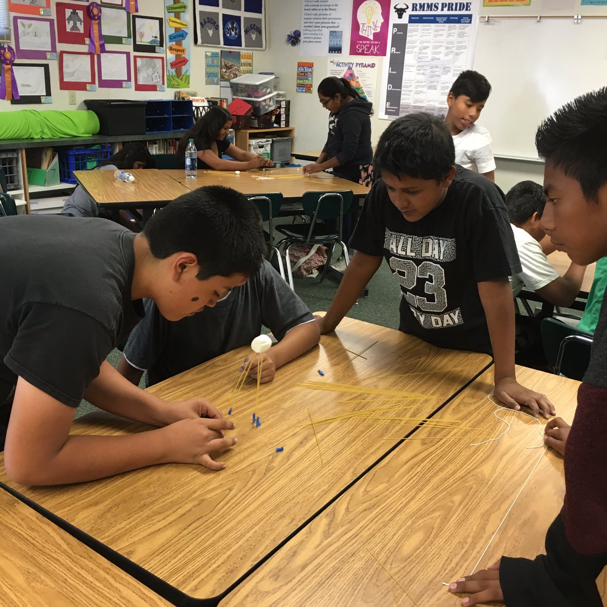 LinzBaxter's tweet photo. Building towers and building relationships #Rmmsfam https://t.co/TzzLjjhGoc