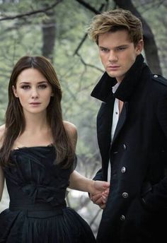 lookscreen13's tweet photo. ♥Fallen♥
Fav se gostou
Rt se salvou
Print se usar
FALLEN TRAILER IS COMING https://t.co/uwCVXzq7JB